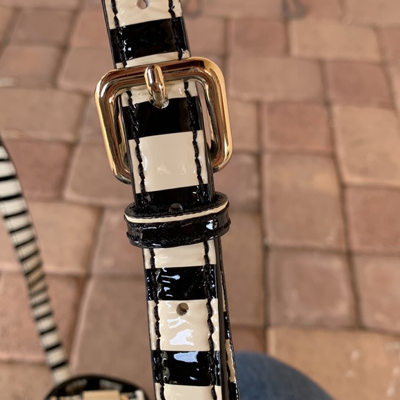 Kate Spade ♠️ Cream and Black Patent shoulder or cross body - Picture 11 of 12